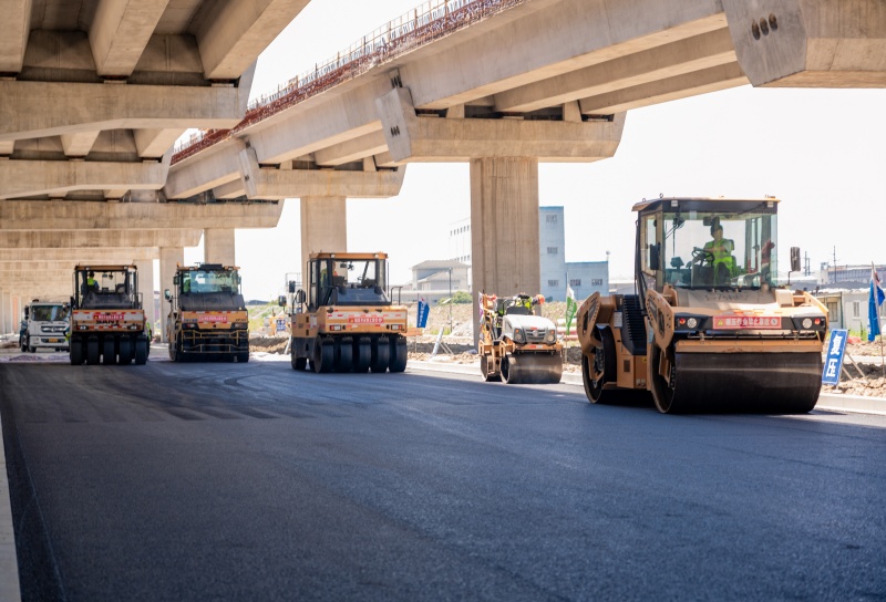 G312快速路工程地面道路沥青中面层首件